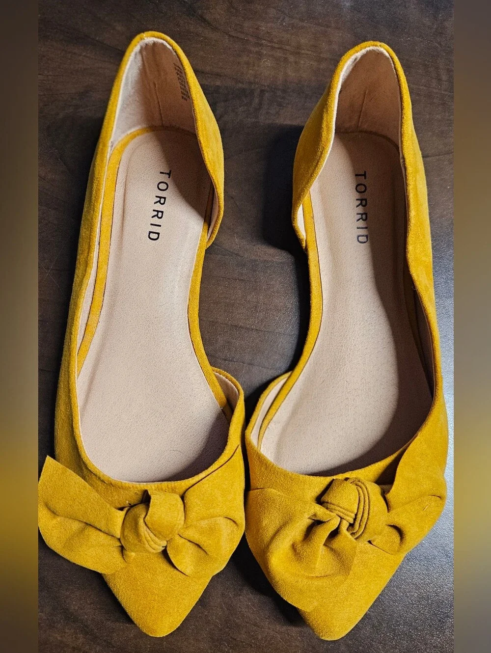 Torrid 8W Mustard Yellow Suede Bow Pointed Toe Flats